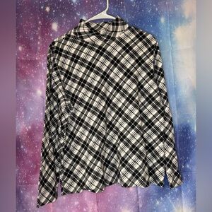 Laura Scott classic for plaid shirt 🛍